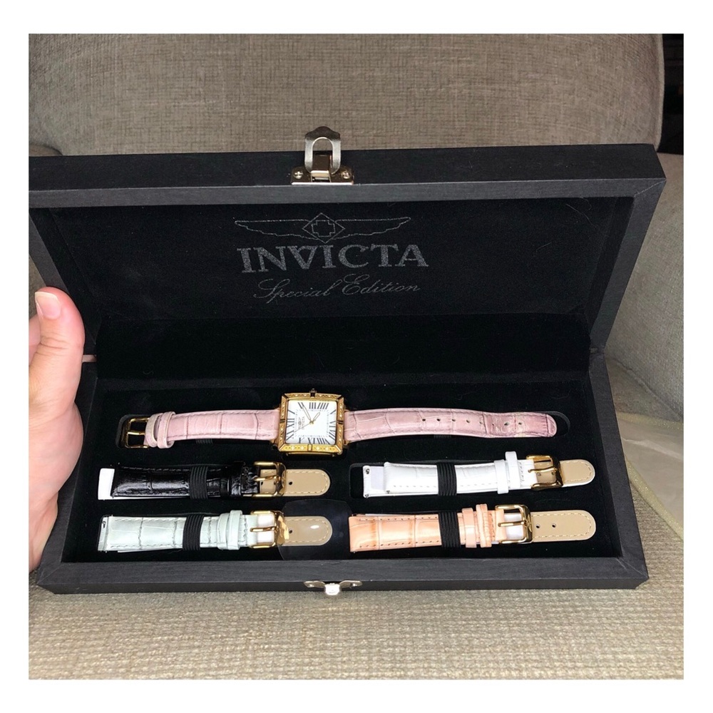 Special Edition Wildflower Lady Invicta Watch Set